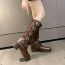 bota biker feminina, bota biker couro feminino, bota feminina couro legítimo, bota feminina cano curto, bota feminina confortável, bota feminina urbana, bota feminina estilosa, bota feminina casual, bota feminina anabeaz, comprar bota biker feminina