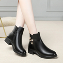 bota feminina cano curto
bota feminina de couro
bota feminina forrada
bota feminina inverno
bota feminina confortável
bota feminina antiderrapante
bota feminina elegante
bota feminina salto baixo
bota feminina couro inverno
bota feminina Anabeaz
