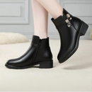 bota feminina cano curto
bota feminina de couro
bota feminina peluciada
bota feminina inverno
bota feminina confortável
bota feminina antiderrapante
bota feminina elegante
bota feminina salto baixo
bota feminina couro inverno
bota feminina Anabeaz
