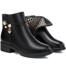 bota feminina cano curto
bota feminina de couro
bota feminina peluciada
bota feminina inverno
bota feminina confortável
bota feminina antiderrapante
bota feminina elegante
bota feminina salto baixo
bota feminina couro inverno
bota feminina Anabeaz
