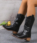Bota Texana Feminina Cano Médio Couro Brilhante | Cacá