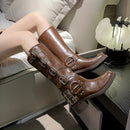 bota biker feminina, bota biker couro feminino, bota feminina couro legítimo, bota feminina cano curto, bota feminina confortável, bota feminina urbana, bota feminina estilosa, bota feminina casual, bota feminina anabeaz, comprar bota biker feminina