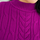 Detalhe aproximado dos pontos trançados e relevo do suéter feminino de tricot em fio modal Anabeaz
Sueter Tricot Feminino Gola Alta Tranças Fio Modal Anabeaz
Suéter Fio Modal, Tricot com Tranças, Blusa Gola Alta Feminina, Suéter Tricô Grosso, Tricot Canelado Macio, Blusa de Frio que Não Pinica, Suéter Trançado, Anabeaz, Moda Inverno 2026, Tricô Casual Chic