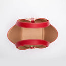 Bolsa feminina de couro com espaço interno amplo e compartimentos anabeaz