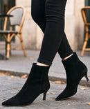 Bota Feminina Cano Curto Camurça Salto Fino Elegante | Lili