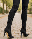 Bota Feminina Cano Longo com Salto Fino e Bico Elegante | Tessa