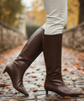 Bota Feminina Cano Longo em Couro Salto Fino Elegante | Marie