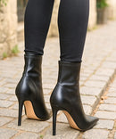 Bota Feminina De Couro Cano Médio Salto Fino Elegante | Chelsea