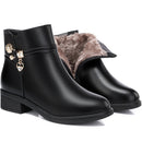 bota feminina impermeável

bota inverno feminina

bota forrada lã feminina

bota térmica feminina

bota antiderrapante

calçado feminino inverno

bota cano curto e forrada

bota casual e elegante feminina

calçado confortável para frio

bota urbana e resistente