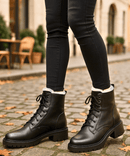 Bota Feminina Tratorada Cano Curto em Couro Legítimo | Eva