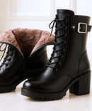 Bota Feminina Tratorada Forrada Coturno de Inverno | Fenix