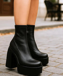 Bota Plataforma Cano Alto Feminina Salto Grosso Elegante | Plus