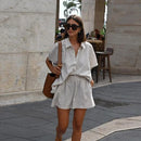 conjunto feminino, conjunto listrado feminino, conjunto camisa e shorts, conjunto casual feminino, conjunto office casual, conjunto elegante feminino, moda feminina verão, conjunto confortável feminino, conjunto para lazer, roupa feminina casual zara

