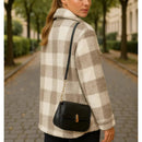 jaqueta xadrez feminina cinza
jaqueta peluciada feminina cinza
jaqueta flanelada feminina cinza
moda inverno feminina cinza
casaco feminino inverno cinza anabeaz