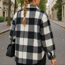 jaqueta xadrez feminina preta e branca
jaqueta peluciada feminina preta e branca
jaqueta flanelada feminina preta e branca
moda inverno feminina preta e branca anabeaz
casaco feminino inverno preta e branca anabeaz