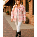jaqueta xadrez feminina rosa
jaqueta peluciada feminina rosa
jaqueta flanelada feminina rosa 
moda inverno feminina rosa
casaco feminino inverno rosa