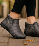 tênis botinha térmico feminino

tênis feminino com forro peluciado

tênis feminino para inverno

tênis feminino impermeável

botinha feminina térmica

tênis feminino antiderrapante

tênis feminino confortável inverno

tênis botinha feminina anabeaz

calçado feminino para dias frios

tênis feminino urbano inverno anabeaz