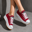 Tênis Star plataforma solado tratorado vermelho feminino Anabeaz, casual sneaker de cano baixo em lona com bico arredondado emborrachado Blogueira
